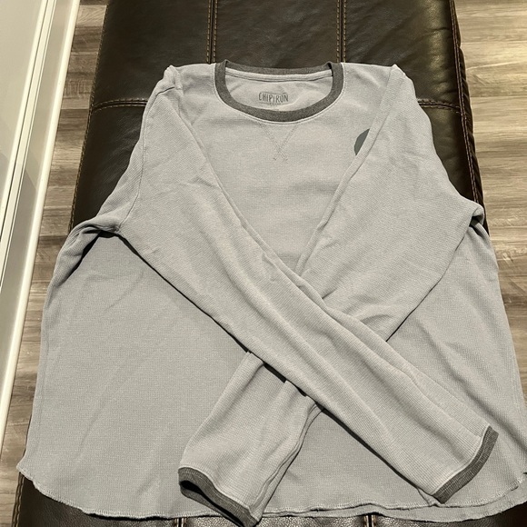 Chipirion Distressed Thermal Shirt - Picture 11 of 13
